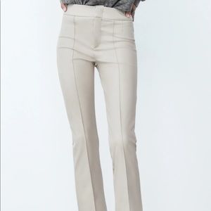 MINI FLARE LEGGINGS